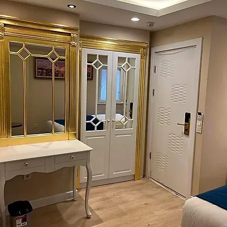 Barbarosa Hotel 3*