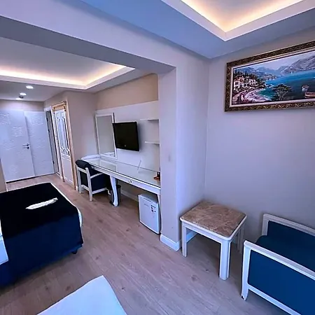 Barbarosa Hotel 3*